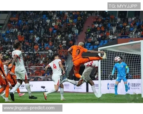 中超精彩对决莱比锡逆转AC米兰神奇扑救点燃全场激情